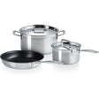 Le Creuset 3 Lagen Edelstahl 3 Teilig: Kochgeschirr-Set mit Stielkasserolle, Suppentopf und antihaftbeschichteter Bratpfanne, induktionstauglich von Le Creuset.